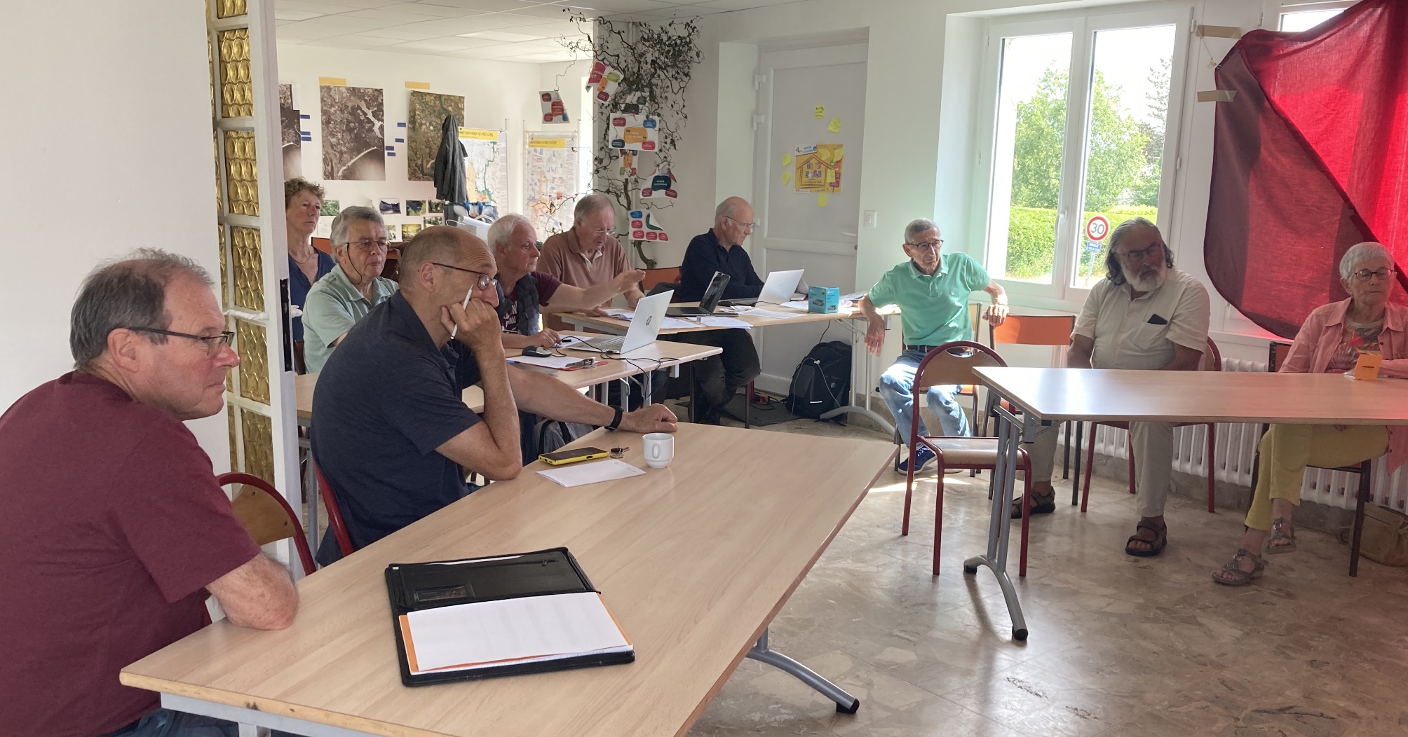 Photo lors de l'Assemblée Générale le 10 juin 2023